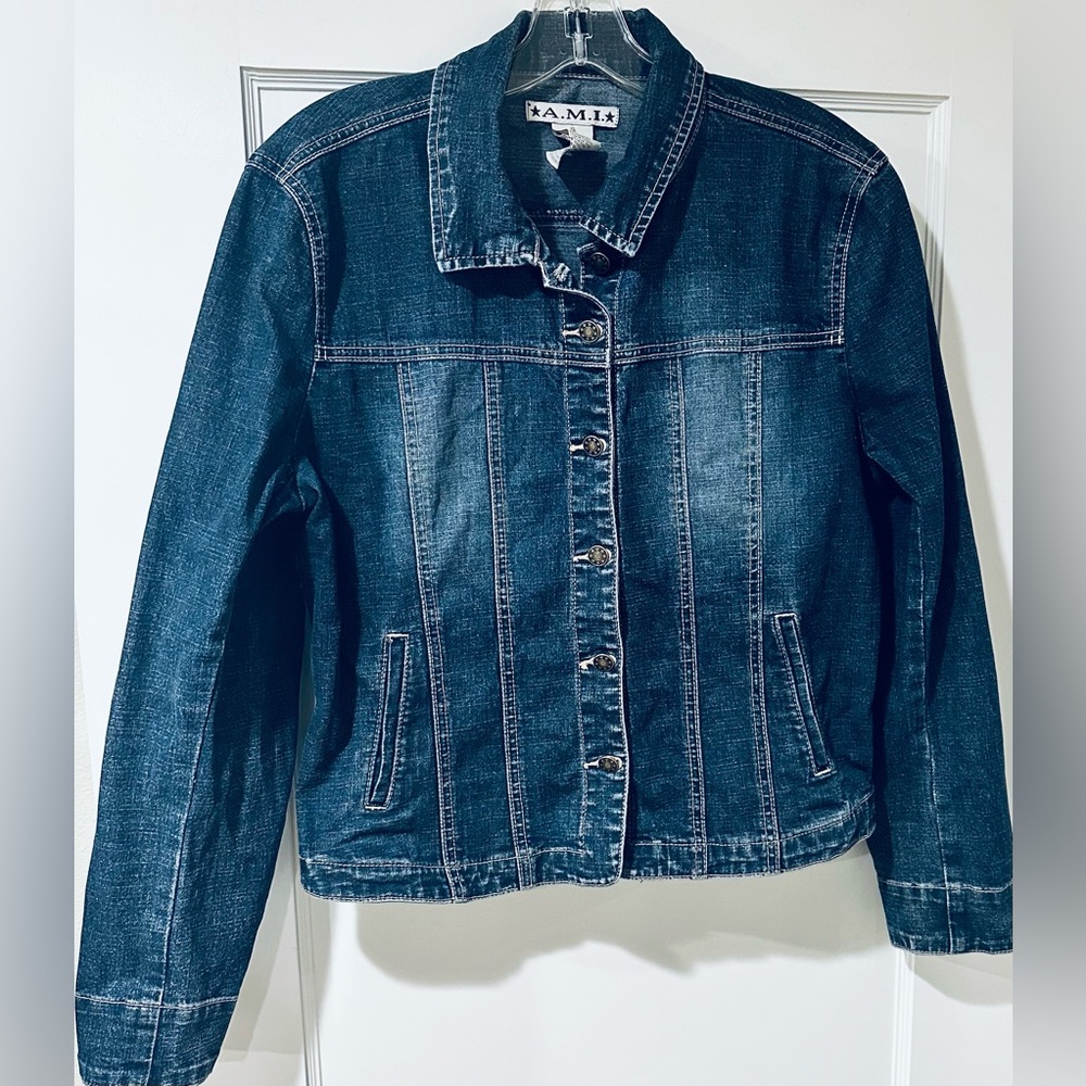 Cute, comfy, A.M.I. denim jacket size small